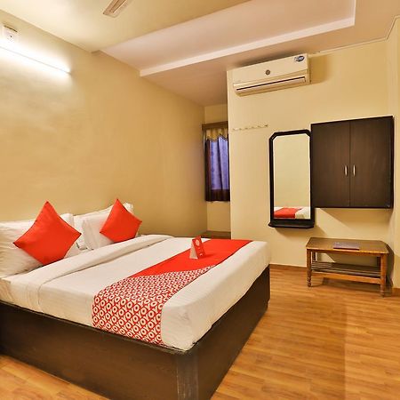 Oyo 11427 Hotel Kalyan Ahmedabad Ngoại thất bức ảnh